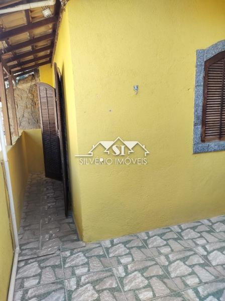 Casa à venda com 3 quartos, 70m² - Foto 21