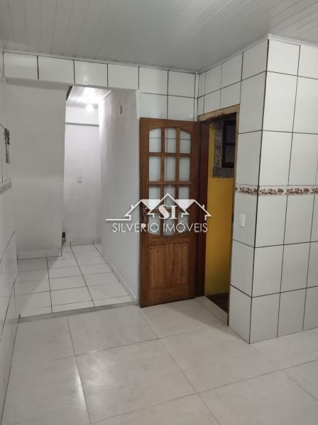 Casa à venda com 3 quartos, 70m² - Foto 23