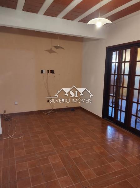 Casa à venda com 3 quartos, 70m² - Foto 25