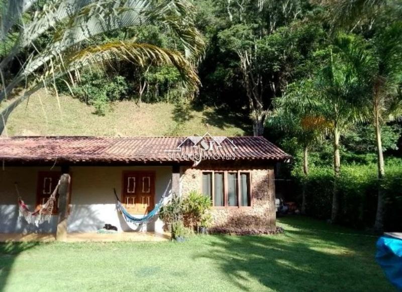 Sítio à venda com 3 quartos, 160m² - Foto 4