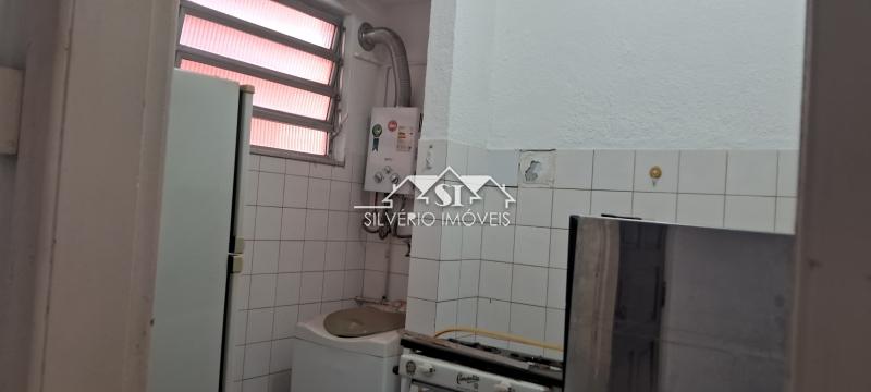 Apartamento para alugar com 2 quartos, 55m² - Foto 15
