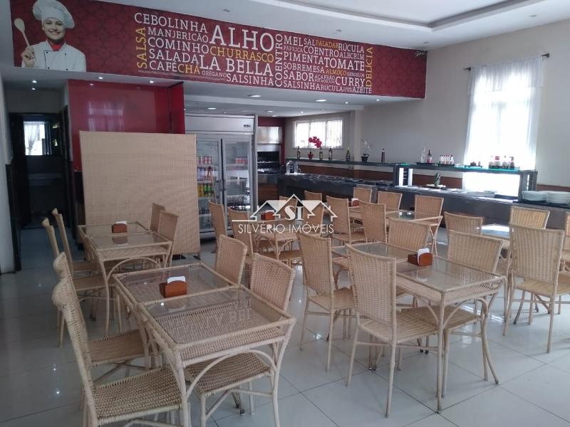 Casa à venda e aluguel com 2 quartos, 140m² - Foto 10