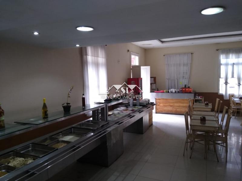 Casa à venda e aluguel com 2 quartos, 140m² - Foto 12