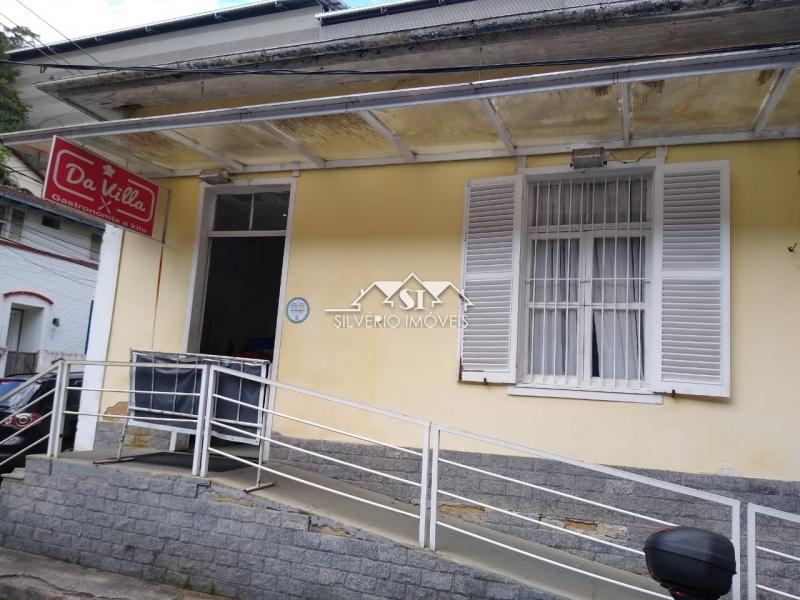 Casa à venda e aluguel com 2 quartos, 140m² - Foto 2