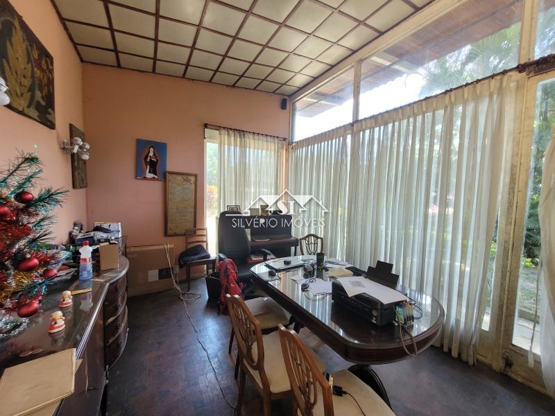 Casa à venda com 7 quartos, 700m² - Foto 9