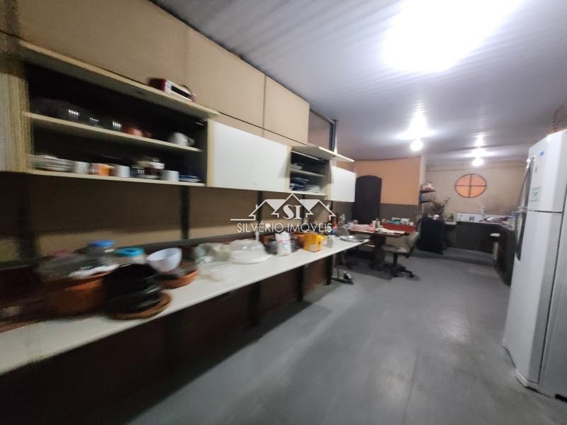 Casa à venda com 7 quartos, 700m² - Foto 19