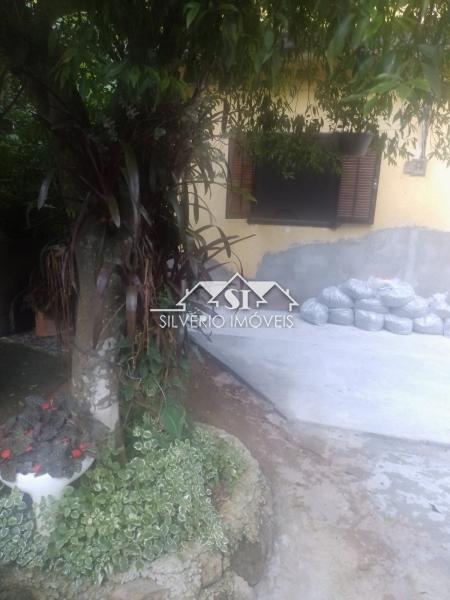 Casa à venda com 1 quarto, 56m² - Foto 3