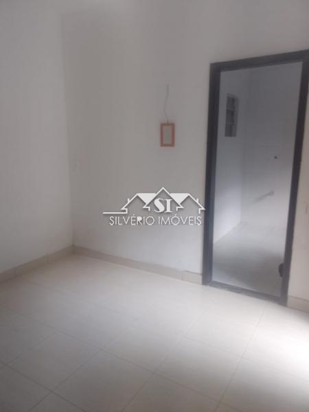 Casa à venda com 1 quarto, 56m² - Foto 9