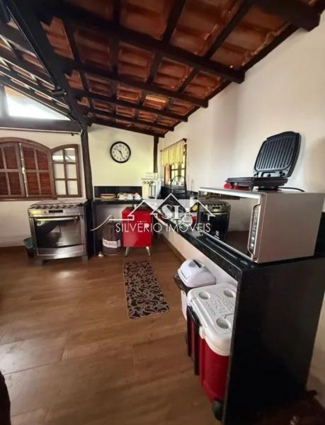Casa para alugar com 2 quartos, 80m² - Foto 3