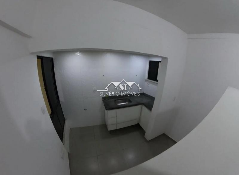 Apartamento à venda com 2 quartos, 65m² - Foto 4
