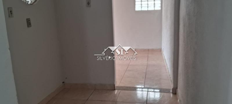 Casa para alugar com 2 quartos, 90m² - Foto 14