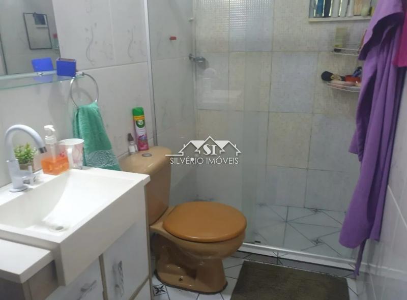 Casa à venda com 2 quartos, 75m² - Foto 15