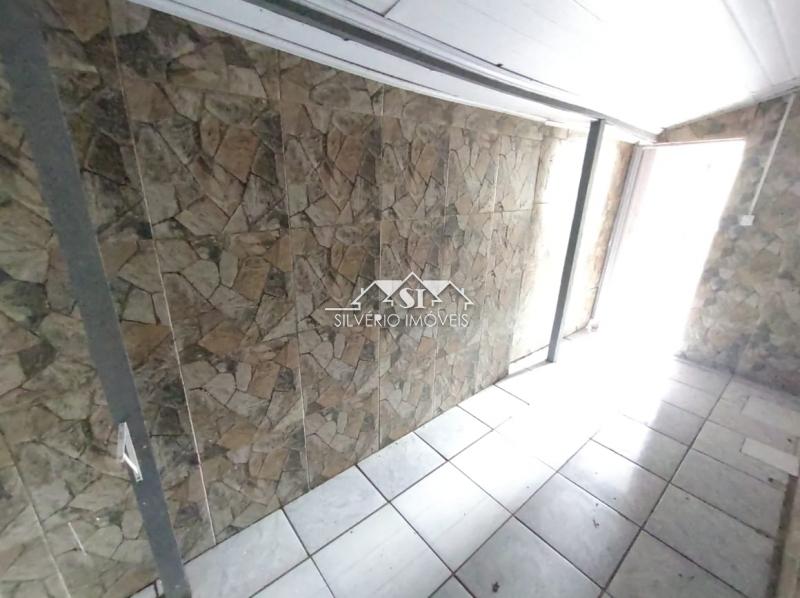 Casa à venda e aluguel com 3 quartos, 100m² - Foto 9