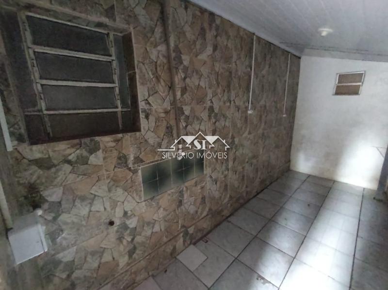 Casa à venda e aluguel com 3 quartos, 100m² - Foto 13
