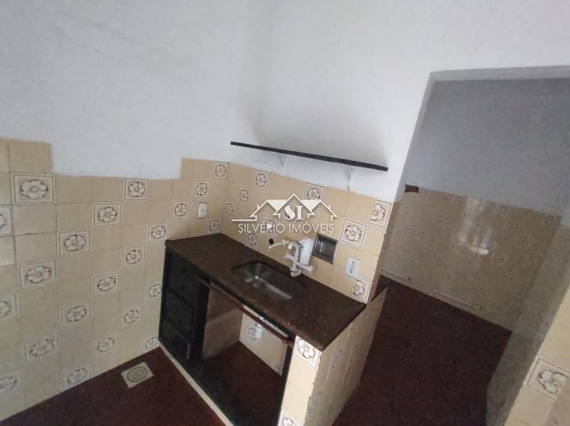 Casa à venda e aluguel com 3 quartos, 100m² - Foto 14