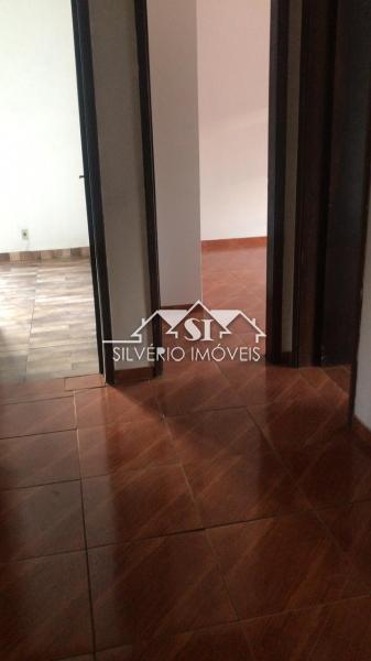 Casa à venda e aluguel com 3 quartos, 100m² - Foto 25