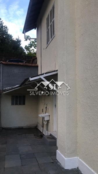 Casa à venda e aluguel com 3 quartos, 100m² - Foto 35