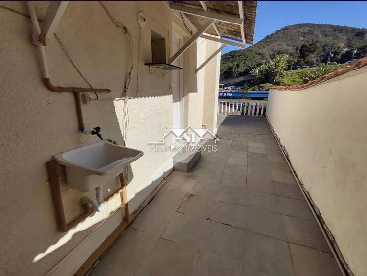 Casa à venda e aluguel com 3 quartos, 100m² - Foto 45