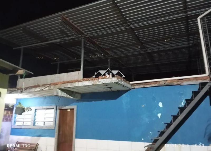 Casa à venda com 2 quartos, 76m² - Foto 3