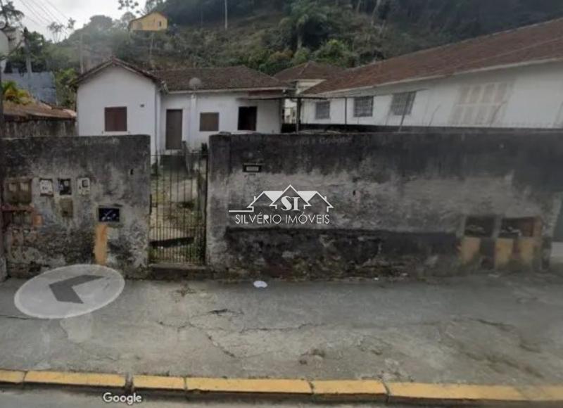 Casa em Caxambú - Petrópolis/RJ  - 6 Quartos