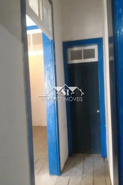 Casa à venda com 3 quartos, 100m² - Foto 4