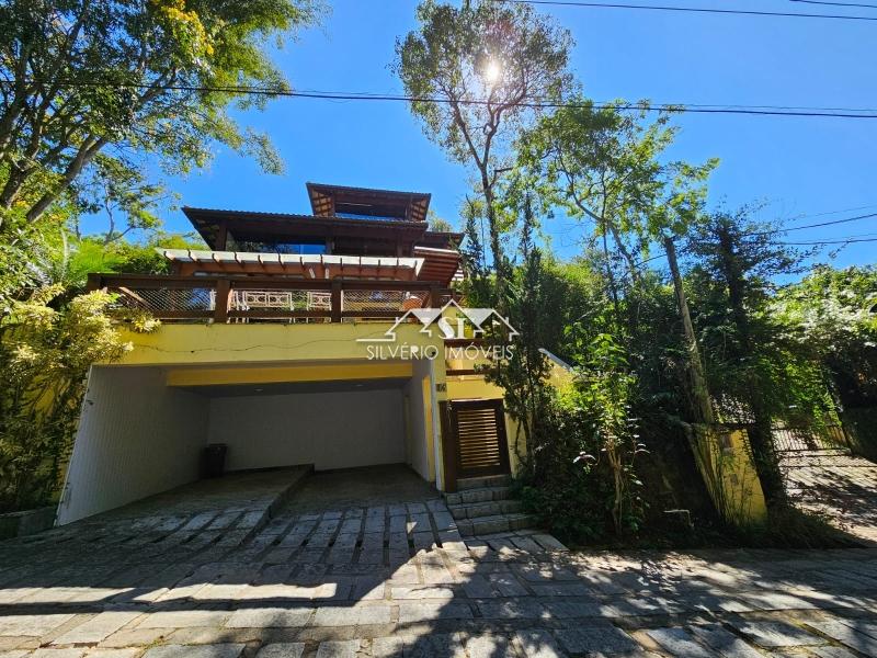 Casa em Itaipava - Petrópolis/RJ  - 3 Quartos