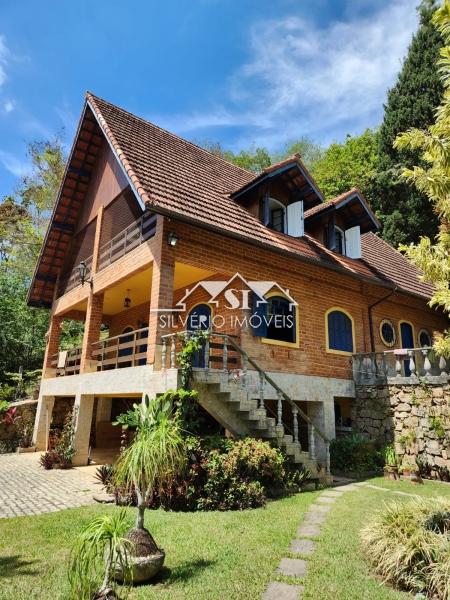 Casa em Itaipava - Petrópolis/RJ  - 5 Quartos