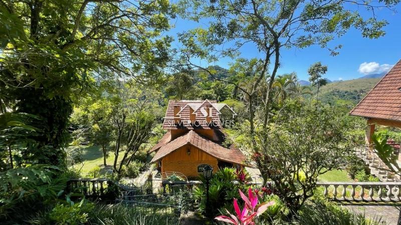 Casa à venda com 5 quartos, 360m² - Foto 12