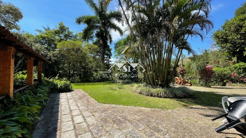 Casa à venda com 5 quartos, 360m² - Foto 17