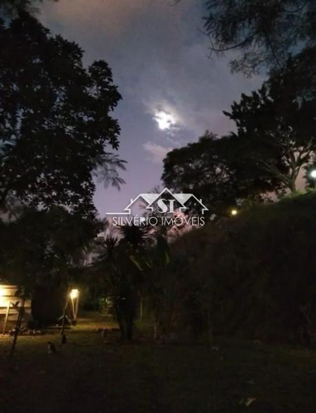 Sítio à venda com 2 quartos, 150m² - Foto 9