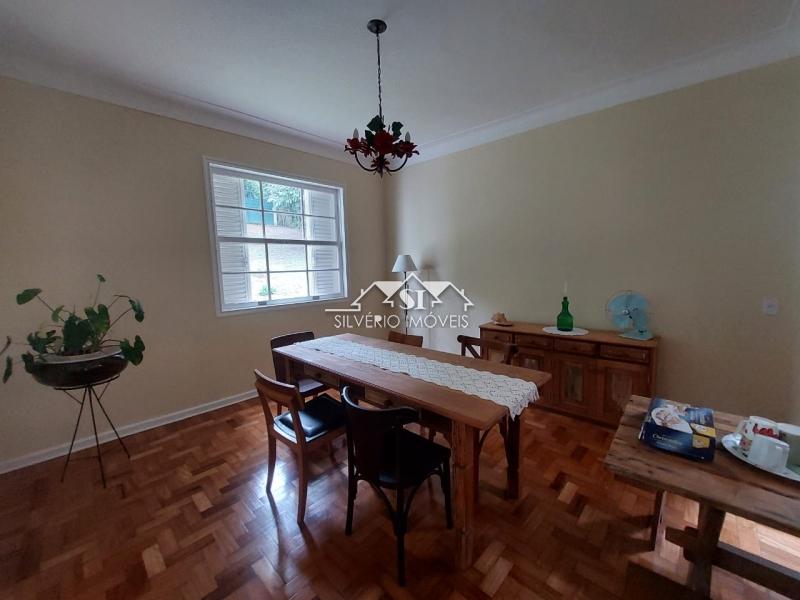 Casa à venda com 8 quartos, 391m² - Foto 37