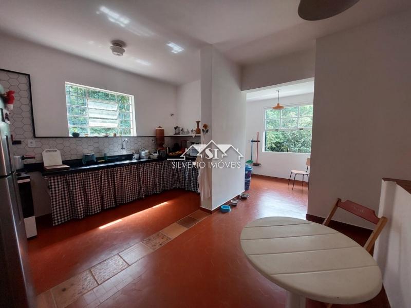Casa à venda com 8 quartos, 391m² - Foto 46