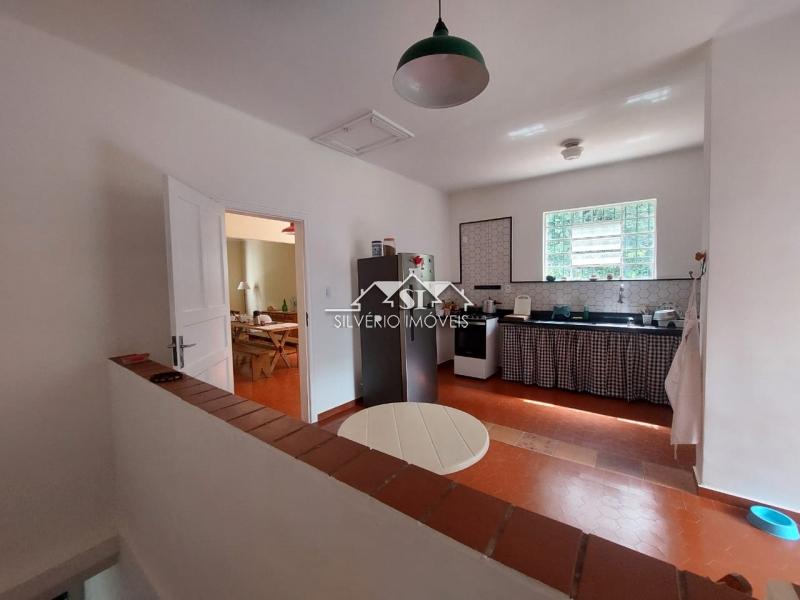 Casa à venda com 8 quartos, 391m² - Foto 47