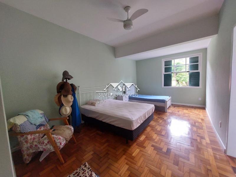 Casa à venda com 8 quartos, 391m² - Foto 53