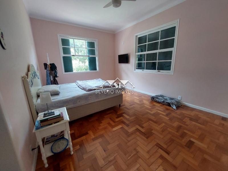 Casa à venda com 8 quartos, 391m² - Foto 58