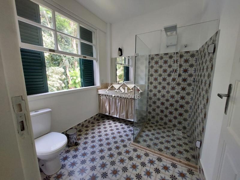 Casa à venda com 8 quartos, 391m² - Foto 59