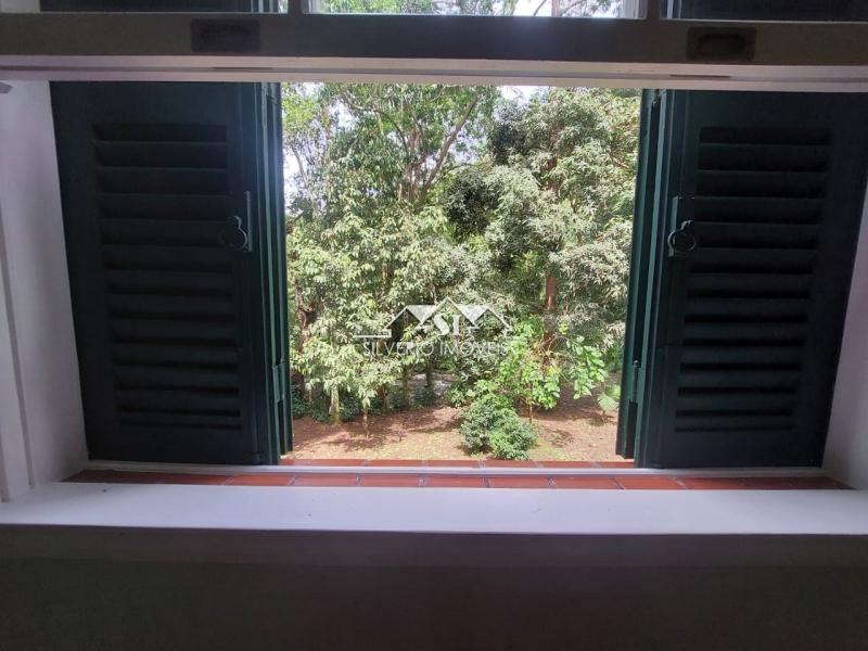 Casa à venda com 8 quartos, 391m² - Foto 62