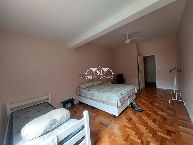 Casa à venda com 8 quartos, 391m² - Foto 65