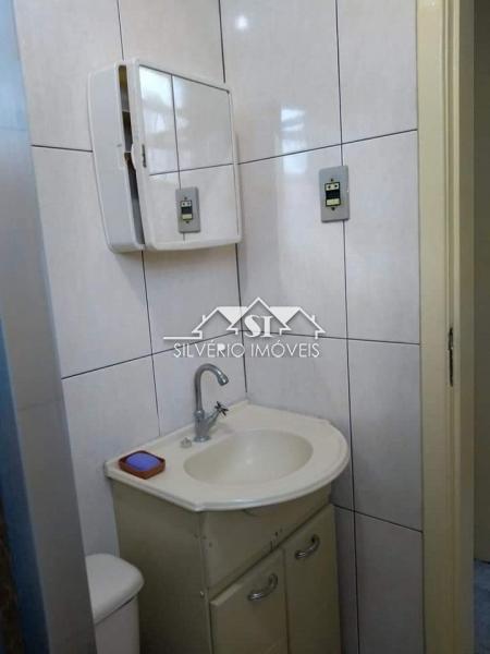 Apartamento à venda com 1 quarto, 50m² - Foto 2