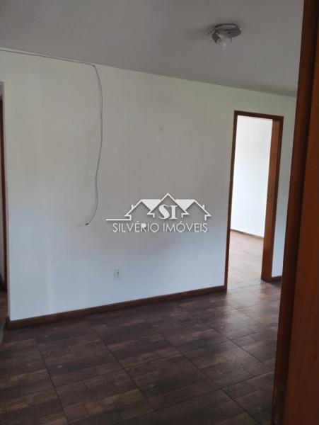 Casa para alugar com 2 quartos, 75m² - Foto 10