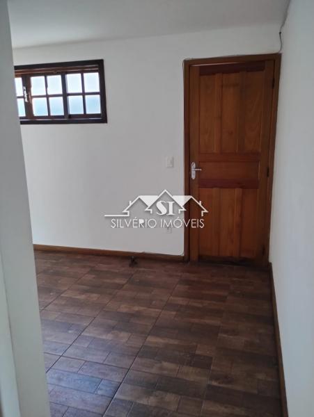 Casa para alugar com 2 quartos, 75m² - Foto 4