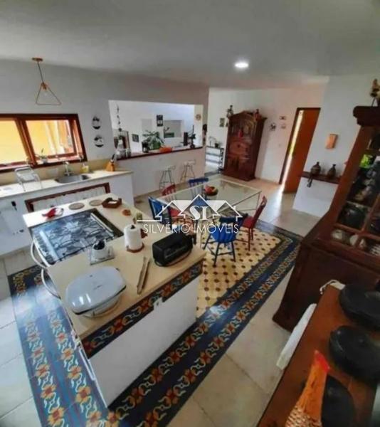 Casa para alugar com 4 quartos, 275m² - Foto 7