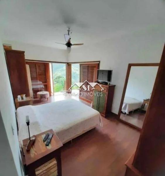 Casa para alugar com 4 quartos, 275m² - Foto 10