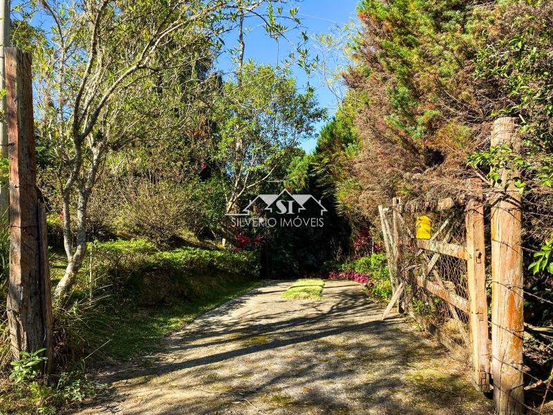 Sítio à venda com 3 quartos, 120m² - Foto 23