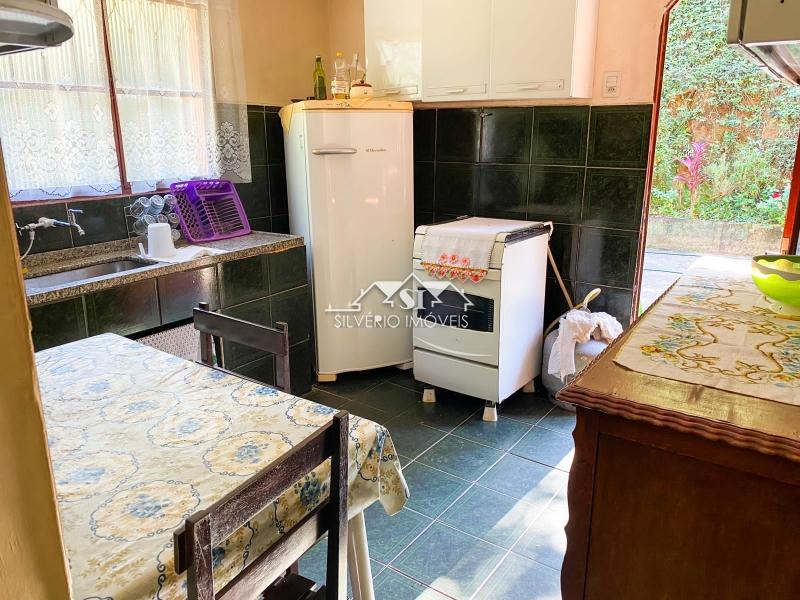 Sítio à venda com 3 quartos, 120m² - Foto 33