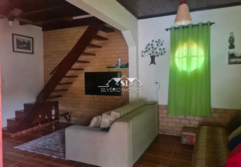 Casa à venda com 3 quartos, 200m² - Foto 6