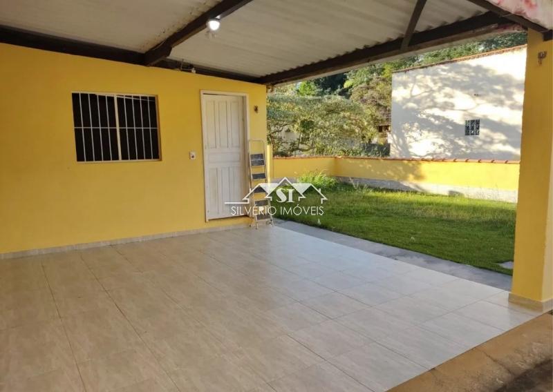Casa à venda com 3 quartos, 200m² - Foto 11