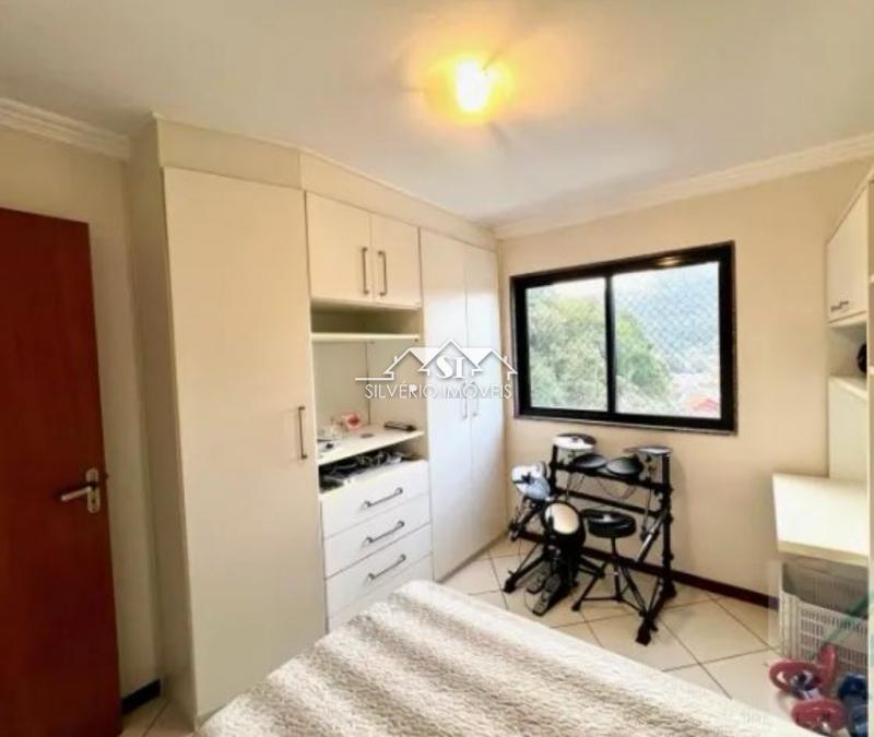 Apartamento à venda com 3 quartos, 140m² - Foto 7