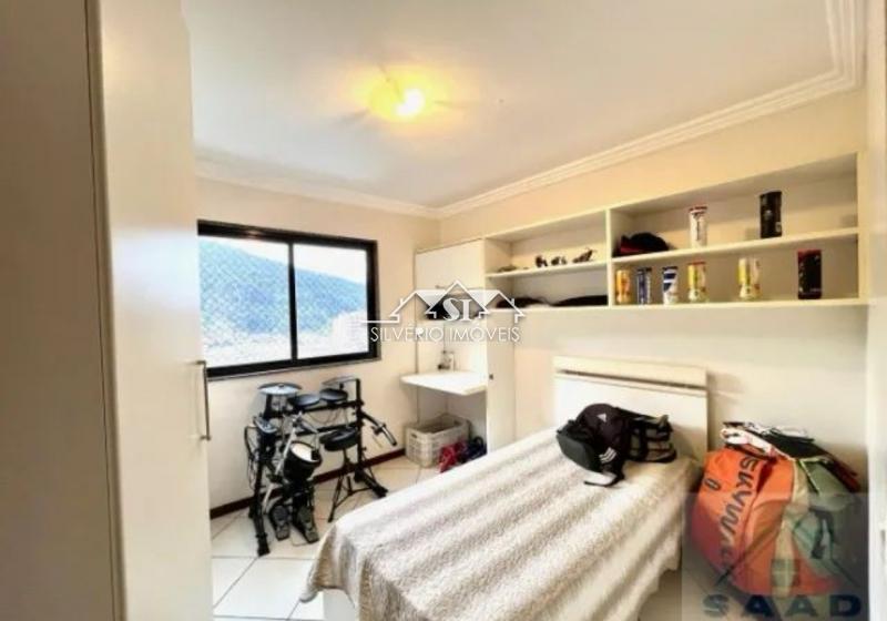 Apartamento à venda com 3 quartos, 140m² - Foto 8