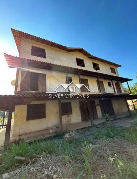 Casa à venda com 10 quartos, 832m² - Foto 3